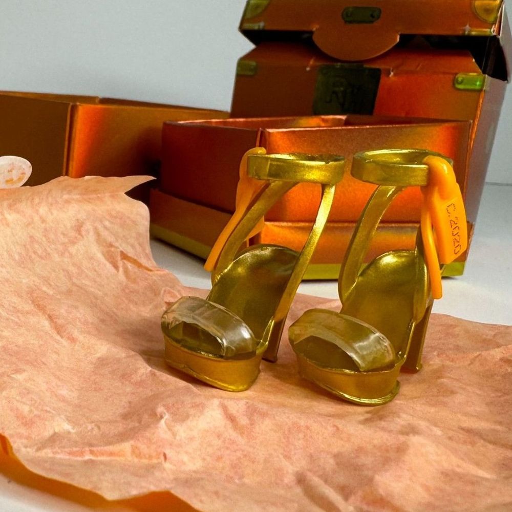 Rainbow High Mini Accessories Studio-Gold Orange Platform Heels Poppy-Doll Shoes